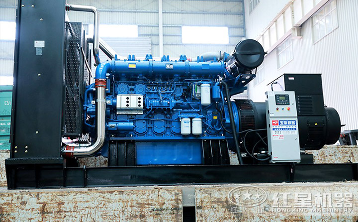 PE1200\*1500顎破機(jī)配大功率電機(jī)，動力足，現(xiàn)場作業(yè)更效能高 