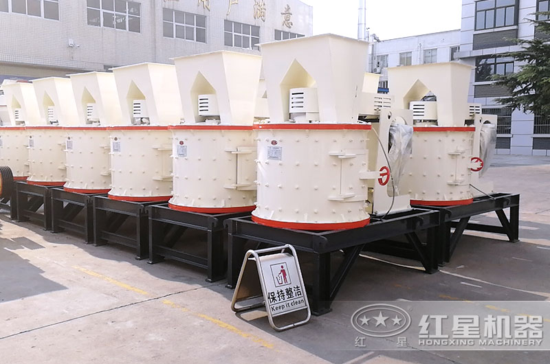 立式破碎機(jī)型號(hào)齊全，有現(xiàn)貨